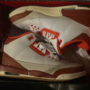 Barely worn Jordan 3 Retro orange